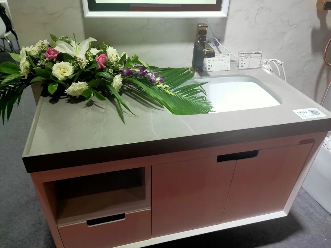 高定風(fēng)口下，巖板是否會(huì)成為瓷磚行業(yè)進(jìn)軍定制家居產(chǎn)業(yè)的“殺手锏”？(圖11)